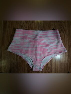 NWOT Sz XL Victoria’s Secret PINK " Pink Tie Dye " crinkle high-waist bikini